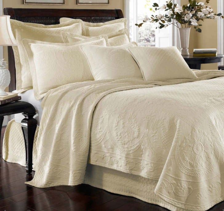 King Charles Queen Coverlet